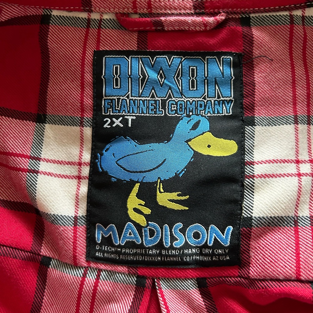 Men’s long sleeved shirt

Never worn
